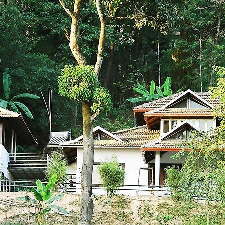 Danny'S Den Madikeri Exterior foto