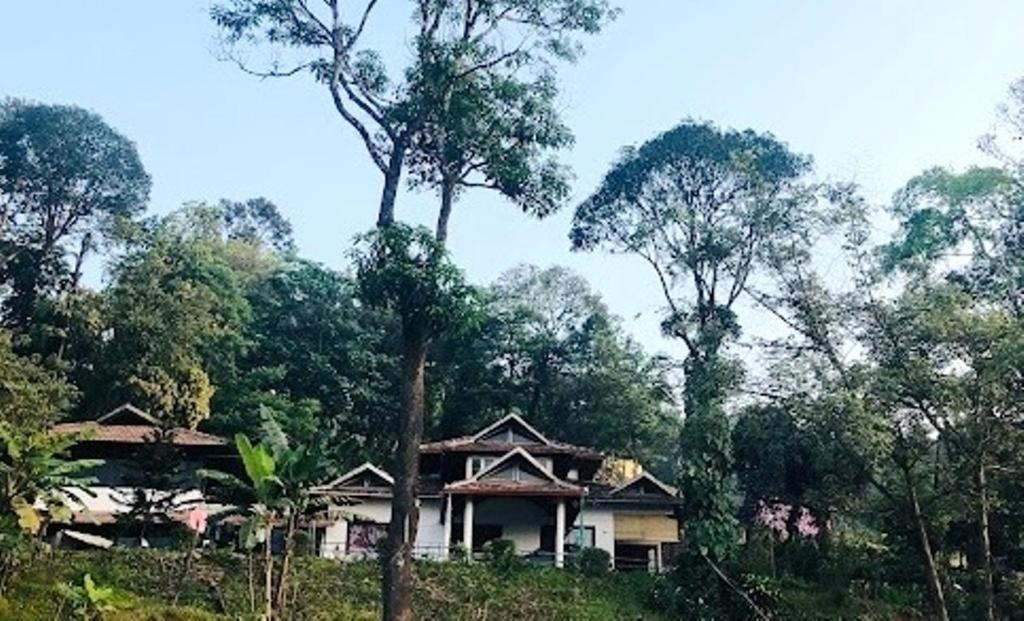 Danny'S Den Madikeri Exterior foto