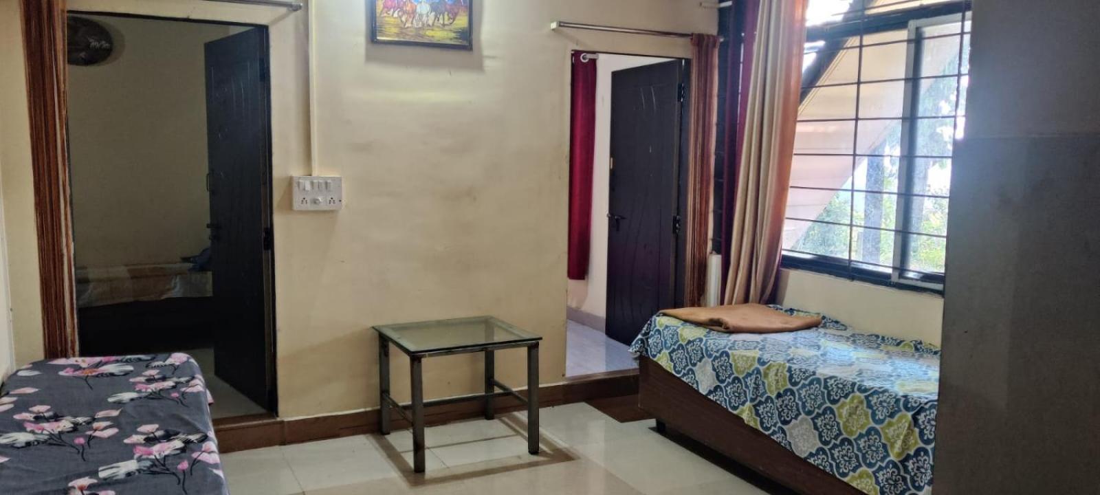 Danny'S Den Madikeri Exterior foto